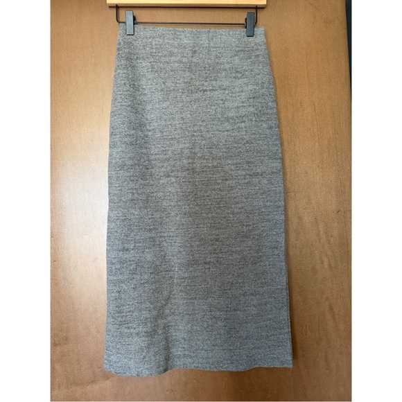 Zara Dresses & Skirts - Zara Midi Sweater Skirt